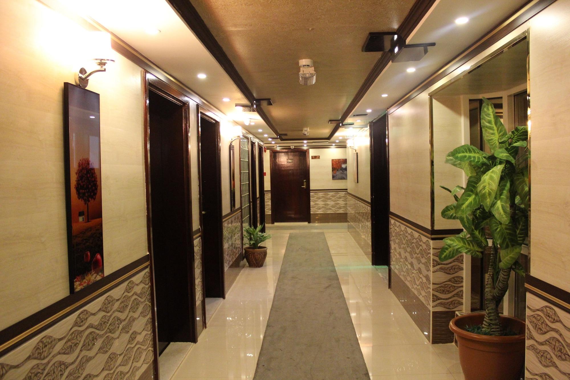 Mount Royal Hotel Dubai Exterior photo